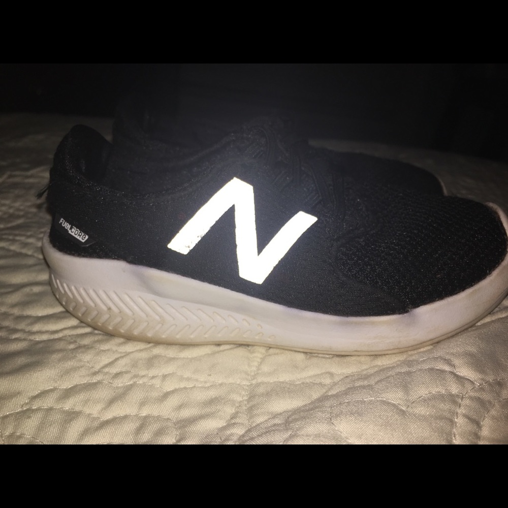 Toddler new balance tennis shoes
